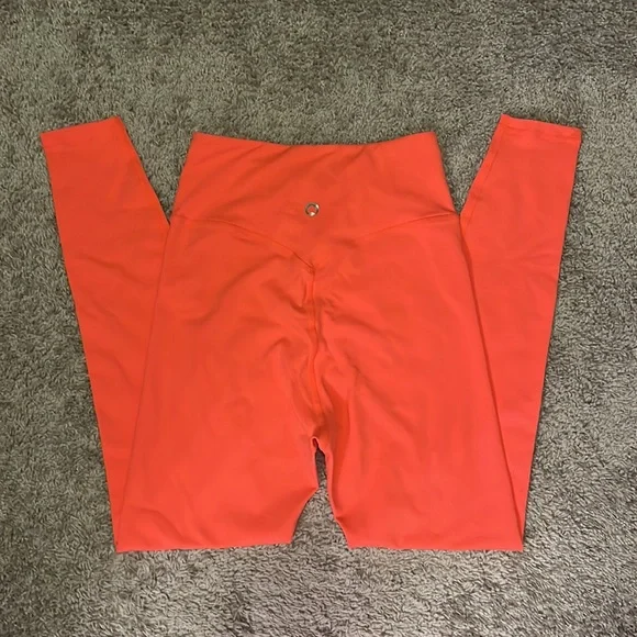 NWOT Orange Sports Bra & Leggings Set - Picture 6 of 7